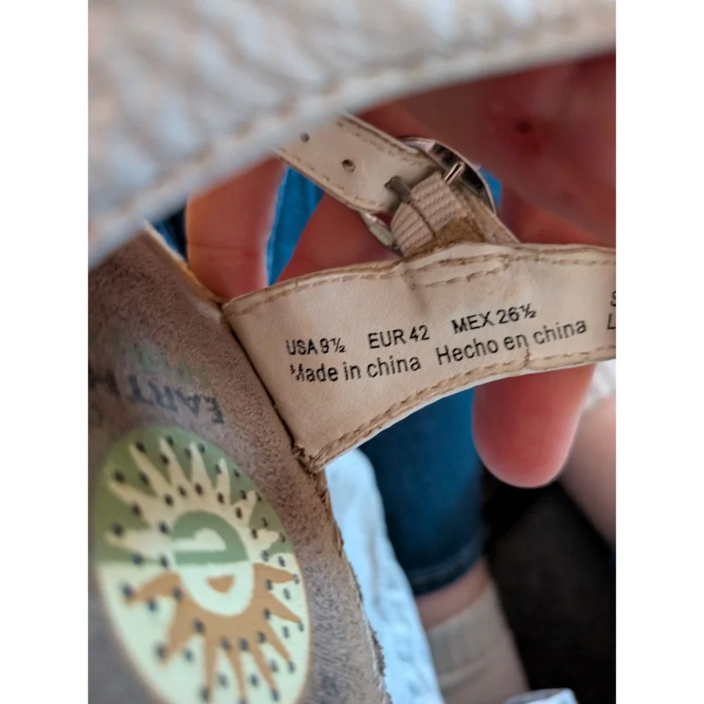 Earth Origins White Leather Espadrille Wedge Sandals T-Strap Buckle Size 9.5